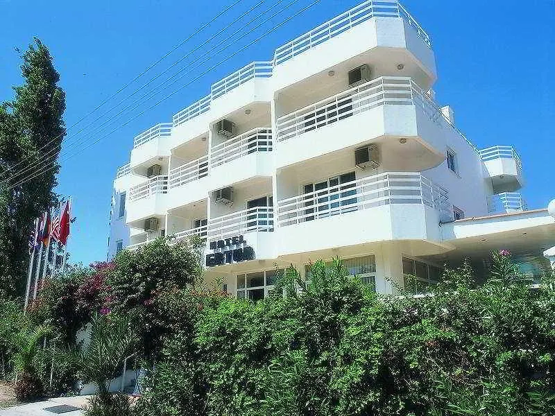 Ertur Hotel マルマリス